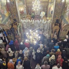 PRĂZNUIREA SFÂNTULUI IERARH MUCENIC TEODOSIE DE LA BRAZI